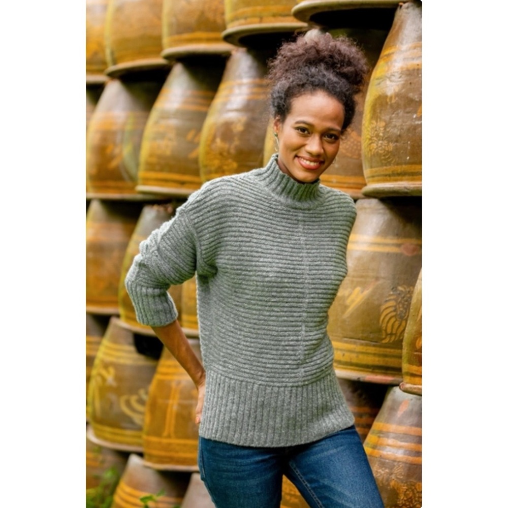 IRELANDS EYE | Iris Funnel Neck Wool-Cashmere Blended Sweater in Green | S - Picture 14 of 14